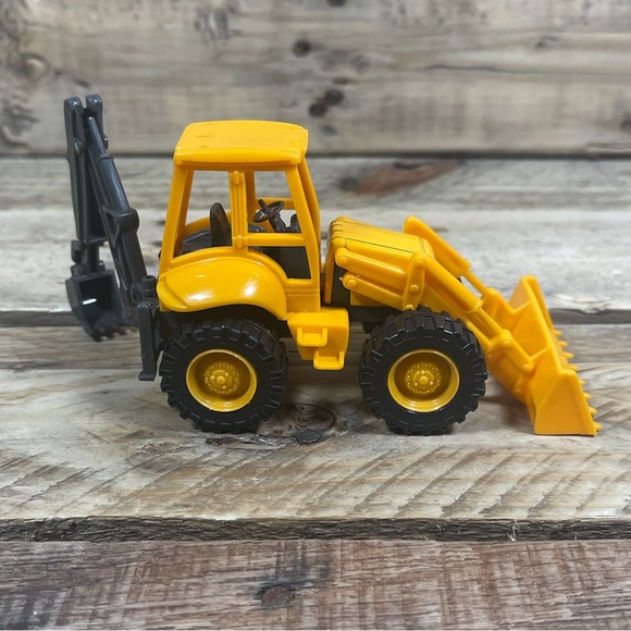 Popak New Ray Excavator Truck Yellow Dump Digger Construction Vehicle Hauler Toy - Picture 3 of 8